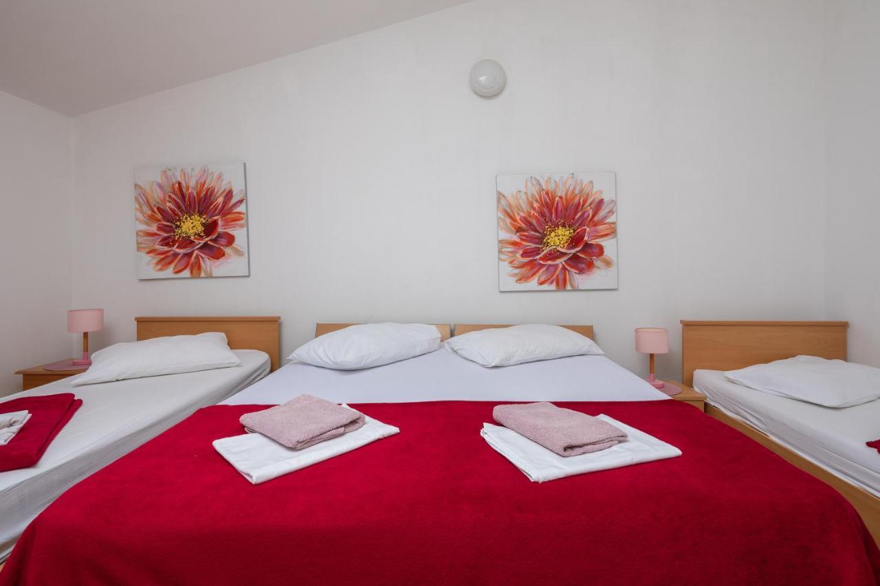 Beach Apartments Borovina Stanici Luaran gambar