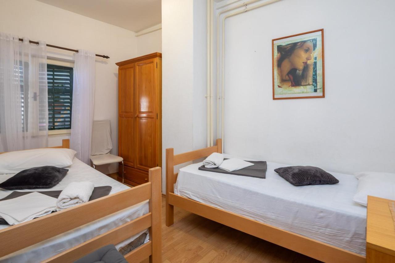 Beach Apartments Borovina Stanici Luaran gambar